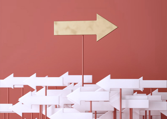 a bunch of white arrows on the bottom pointing left, and a sole yellow arrow pointing right